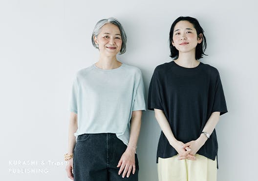 ほんのり透ける、リネン混のやわらか半袖シアーニットの画像